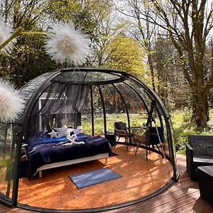  Tente de luxe Dôme Atmo'sphère, La Tête Dans Les étoiles Avec Accès Piscine